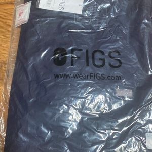 Small brand new figs top